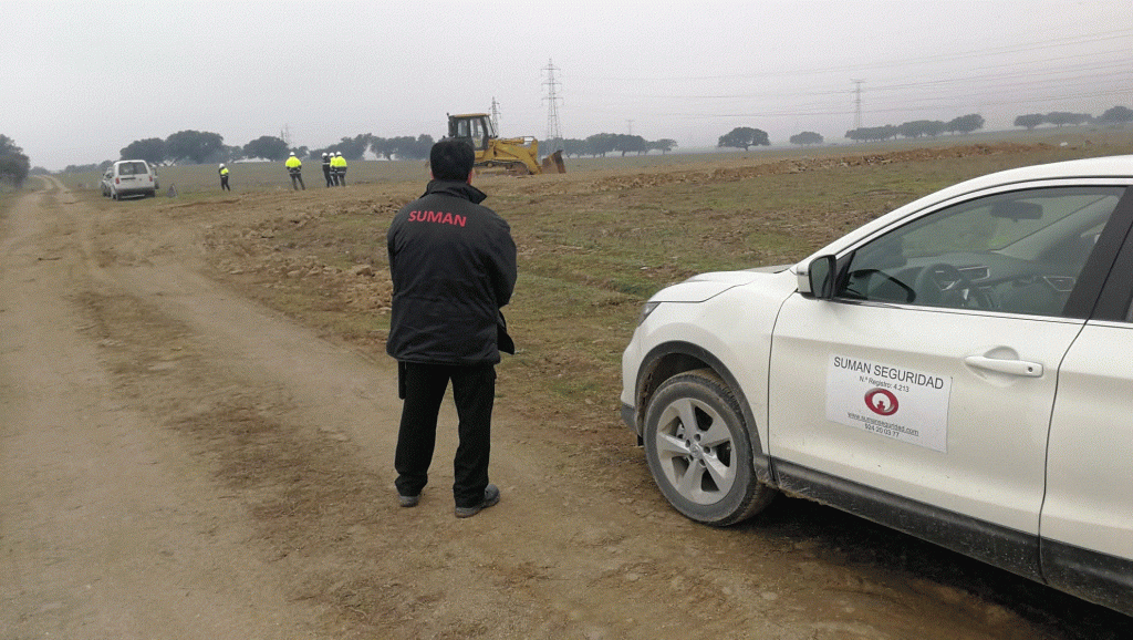 Suman Seguridad en obra, la tranquilidad de guardar tu negocio mientras tu descansas.